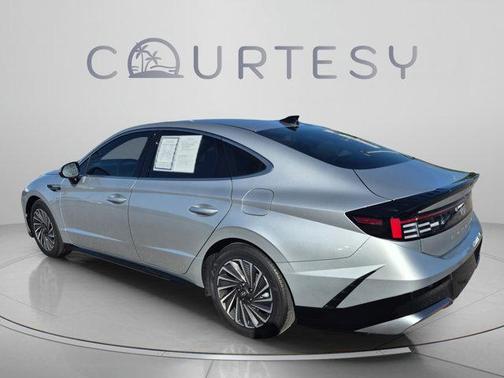 Silver 2025 Hyundai SONATA Hybrid SEL