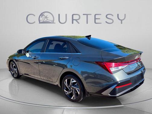 Amazon Gray 2024 Hyundai ELANTRA SEL