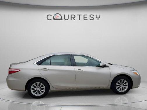 Creme Brulee 2017 Toyota Camry LE