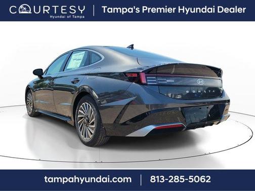 2025 Hyundai SONATA Hybrid SEL