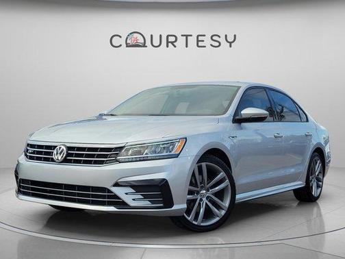 2018 Volkswagen Passat 2.0T R-Line