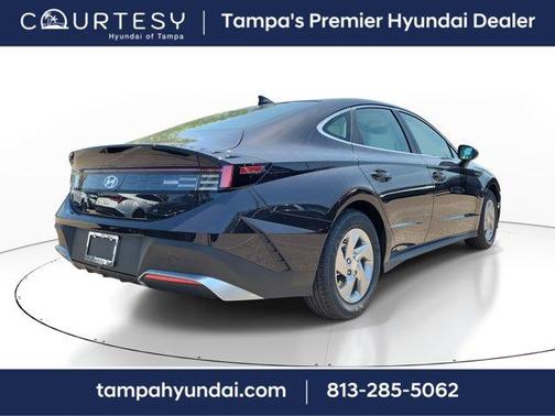 2025 Hyundai SONATA SE