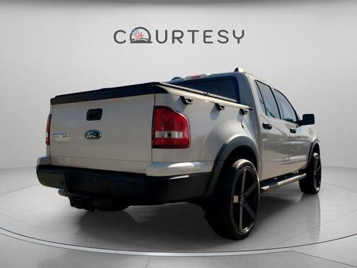 2010 Ford Explorer Sport Trac XLT