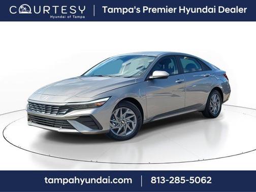 2025 Hyundai ELANTRA HEV SEL Sport