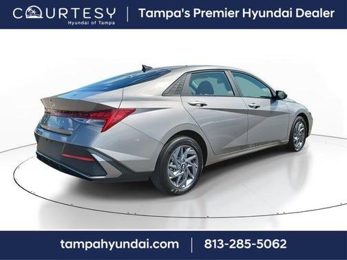 2025 Hyundai ELANTRA HEV SEL Sport