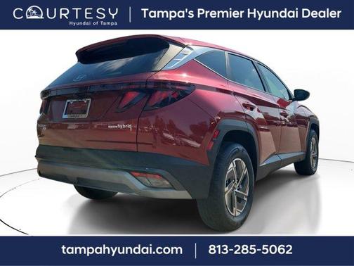 2026 Hyundai TUCSON Hybrid Blue SE