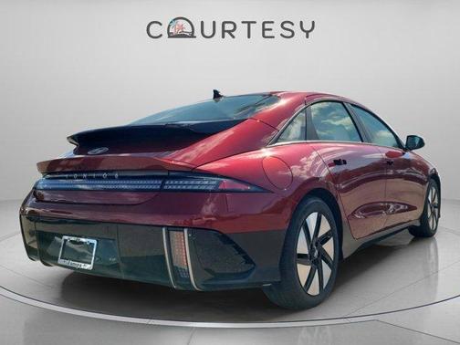 2025 Hyundai IONIQ 6 SE