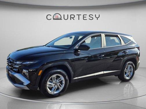Phantom Black 2025 Hyundai TUCSON SE