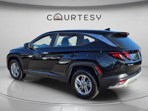 Phantom Black 2025 Hyundai TUCSON SE