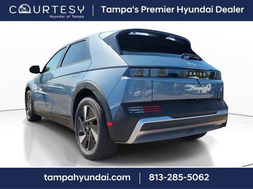 2025 Hyundai IONIQ 5 SE Standard Range