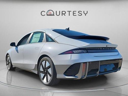 2025 Hyundai IONIQ 6 SE