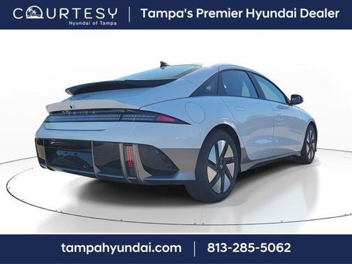 2025 Hyundai IONIQ 6 SE
