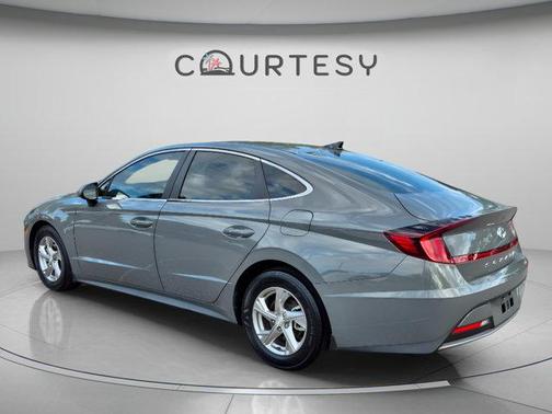 Hampton Gray 2022 Hyundai SONATA SE
