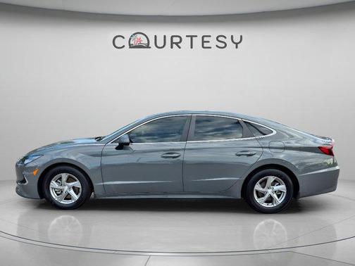Hampton Gray 2022 Hyundai SONATA SE