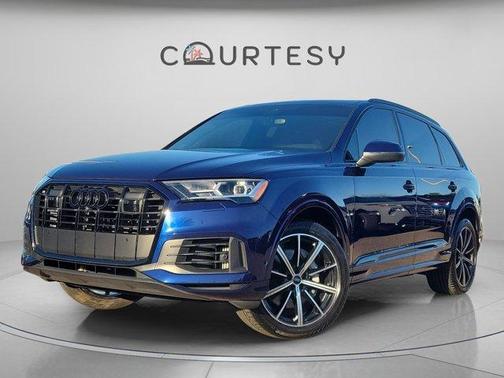 2022 Audi Q7 55 Premium Plus