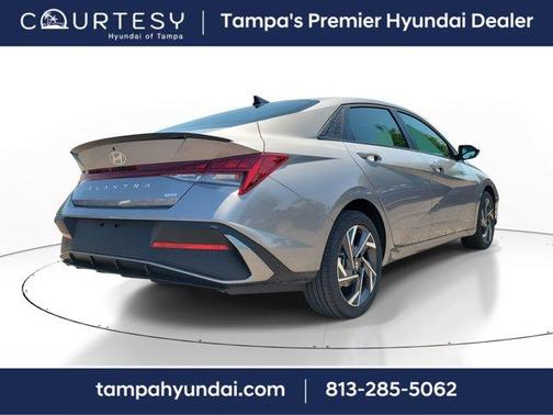 2025 Hyundai ELANTRA HEV SEL Sport