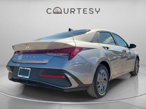 2026 Hyundai ELANTRA HEV Blue