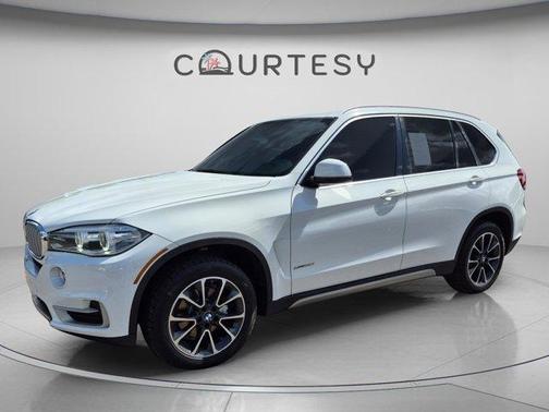 Alpine White 2017 BMW X5 xDrive35i
