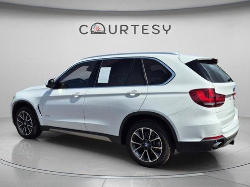 Alpine White 2017 BMW X5 xDrive35i