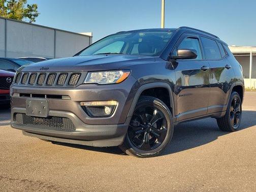 Granite Crystal Clearcoat Metallic 2019 Jeep Compass Altitude