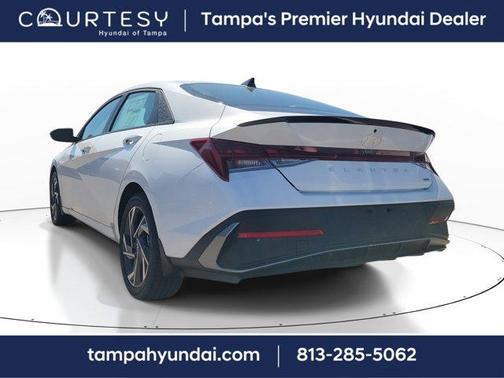 2025 Hyundai ELANTRA HEV SEL Sport