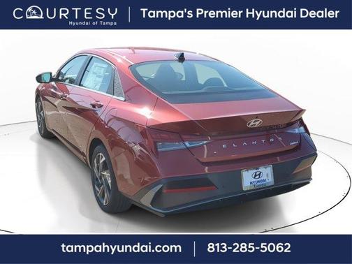 2025 Hyundai ELANTRA Limited