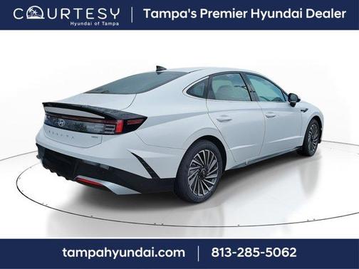 2025 Hyundai SONATA Hybrid SEL