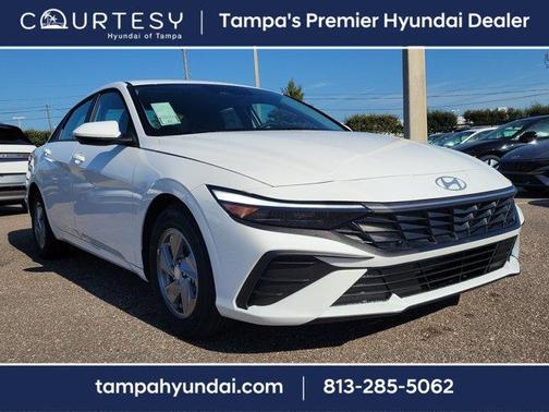 2026 Hyundai ELANTRA SE