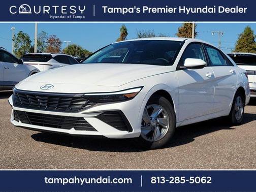 2026 Hyundai ELANTRA SE