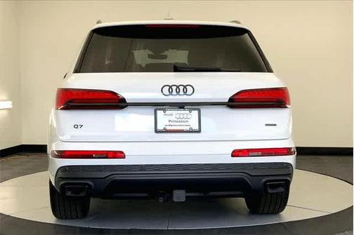 2025 Audi Q7 55 Prestige
