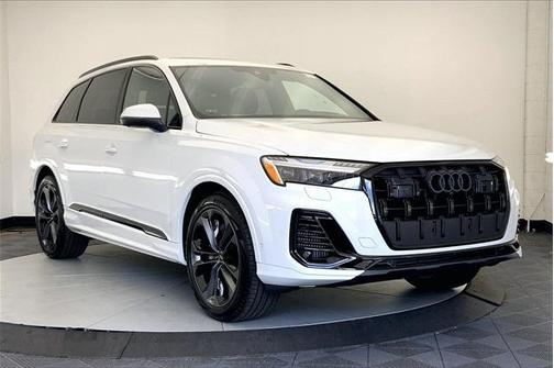 2025 Audi Q7 55 Prestige