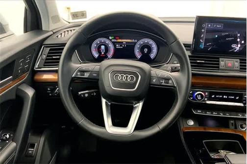 2022 Audi Q5 45 S line Prestige
