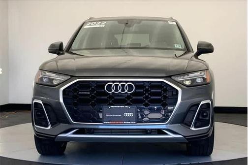 2022 Audi Q5 45 S line Prestige