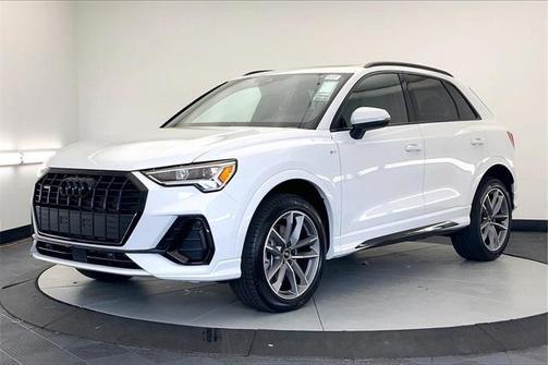 2025 Audi Q3 45 S line Premium