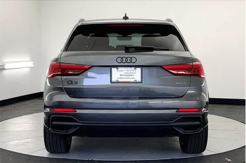 2025 Audi Q3 45 S line Premium