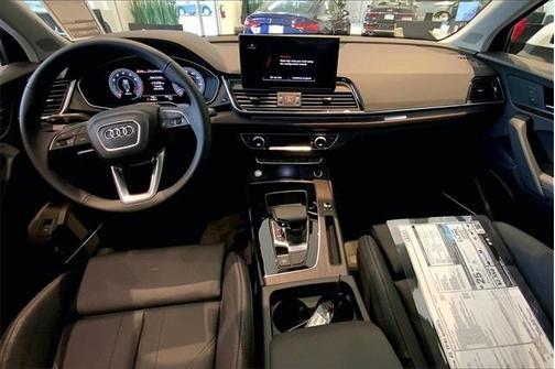 2025 Audi Q5 45 S line quattro Premium