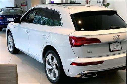 2025 Audi Q5 45 S line quattro Premium