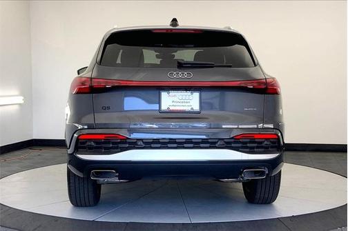 2025 Audi Q5 2.0T quattro Premium