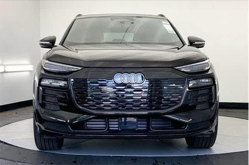 2025 Audi Q6 e-tron Premium