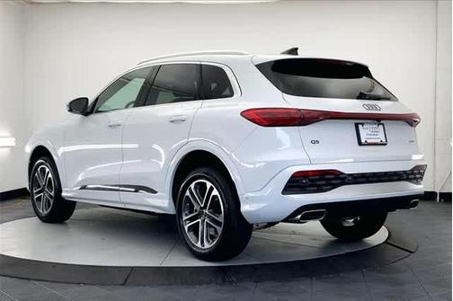 2025 Audi Q5 2.0T quattro Premium