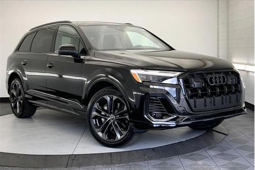 2025 Audi Q7 55 Premium Plus