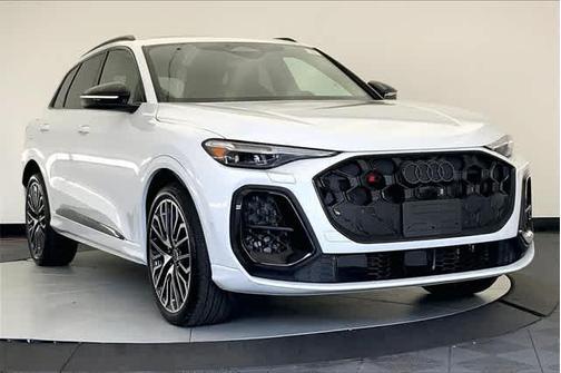2025 Audi SQ5 3.0T quattro Premium