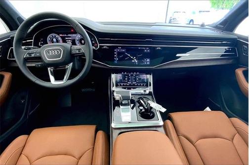 2025 Audi Q7 55 Prestige
