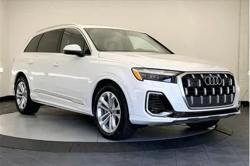 2025 Audi Q7 55 Prestige