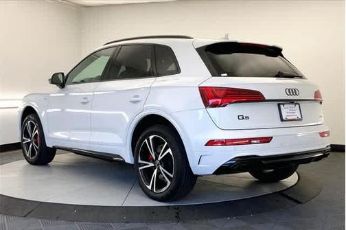 2025 Audi Q5 45 S line quattro Premium