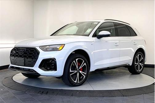 2025 Audi Q5 45 S line quattro Premium