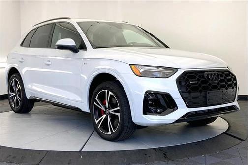 2025 Audi Q5 45 S line quattro Premium