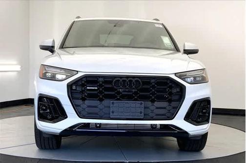 2025 Audi Q5 45 S line quattro Premium