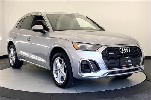 2024 Audi Q5 e 55 S line quattro Premium