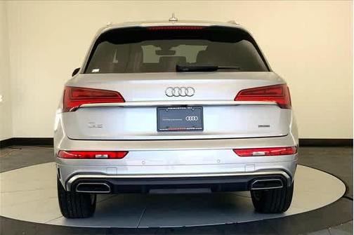 2024 Audi Q5 e 55 S line quattro Premium